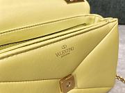 	 Bagsaaa Valentino Garavani One Stud Nappa Yellow Bag - 19x14x1cm - 3