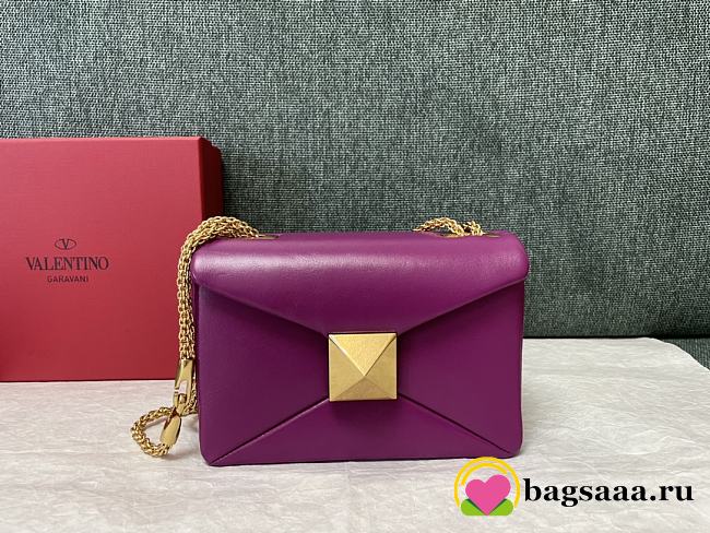 	 Bagsaaa Valentino Garavani One Stud Nappa Purple Bag - 19x14x1cm - 1