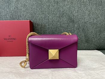 	 Bagsaaa Valentino Garavani One Stud Nappa Purple Bag - 19x14x1cm