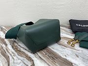 	 Bagsaaa Celine Sangle Small Bucket Bag in Green - 18 X 25 X 12 CM - 3