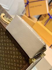 	 Bagsaaa Louis Vuitton Petit Palais Tourterelle beige - 29 x 18 x 12.5 cm - 2