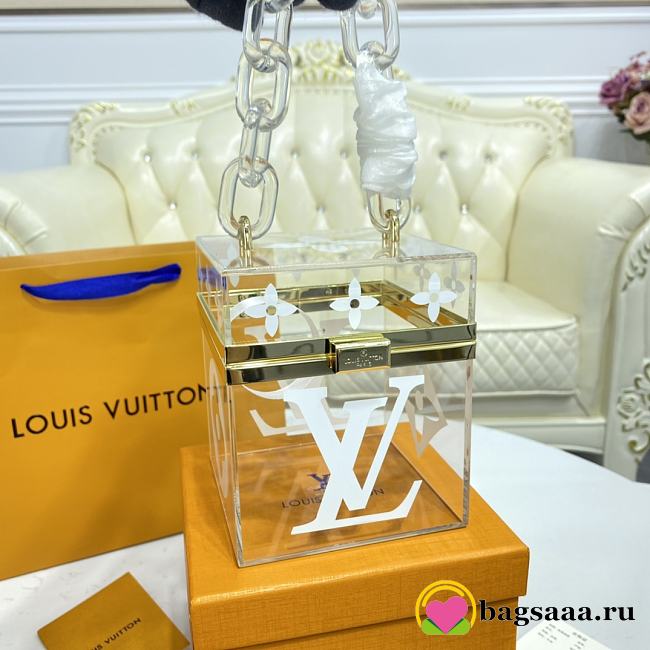 Bagsaaa Louis Vuitton Cube Scott Box in White - 12.5x12.5x12.5cm - 1