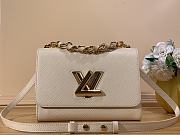 	 Bagsaaa Louis Vuitton Twist MM Bag White Epi grained - 23 x 17 x 9.5 cm - 1