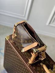 	 Bagsaaa Louis Vuitton Side Trunk H27 Monogram Canvas - 21 x 14 x 6 cm - 5