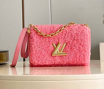 	 Bagsaaa Louis Vuitton Twist MM Fleece Pink - 23 x 17 x 9.5 cm