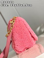 	 Bagsaaa Louis Vuitton Twist MM Fleece Pink - 23 x 17 x 9.5 cm - 6