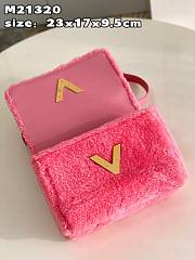	 Bagsaaa Louis Vuitton Twist MM Fleece Pink - 23 x 17 x 9.5 cm - 4