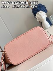 Bagsaaa Louis Vuitton M46329 Neverfull MM Trianon Pink / Cream - 31 x 28 x 14 cm - 3