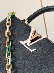 	 Bagsaaa Louis Vuitton Capucines MM Bag Black Taurillon leather With Chain Strap - 31.5 x 20 x 11 cm - 5