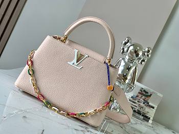 	 Bagsaaa Louis Vuitton Capucines MM Bag Light Pink Taurillon leather With Chain Strap - 31.5 x 20 x 11 cm