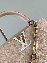 	 Bagsaaa Louis Vuitton Capucines MM Bag Light Pink Taurillon leather With Chain Strap - 31.5 x 20 x 11 cm - 2