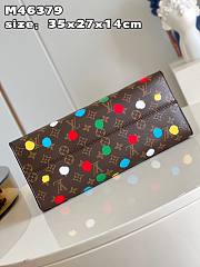 Bagsaaa Louis Vuitton Onthego MM YK Painted Dots texture with 3D effect - 35 x 27 x 14 cm - 3