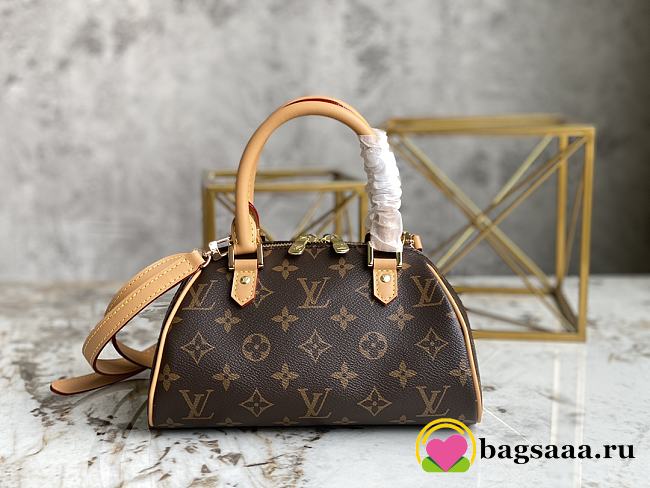 	 Bagsaaa Louis Vuitton Mini Boston Monogram - 23x14x13cm - 1