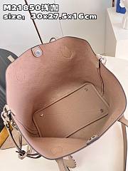 	 Bagsaaa Louis Vuitton Blossom MM Tote Galet Bag - 30 x 27.5 x 16 cm - 6