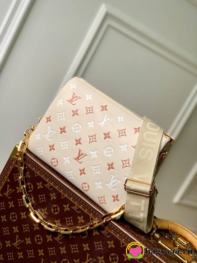 Bagsaaa Louis Vuitton Coussin PM Beige and Orange - 26 x 20 x 12cm - 1