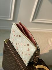 Bagsaaa Louis Vuitton Coussin PM Beige and Orange - 26 x 20 x 12cm - 3