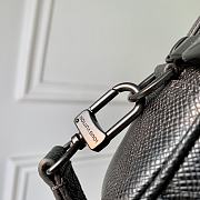 Bagsaaa Louis Vuitton Pochette Kasai All Black - 25 x 15.5 x 6.5 cm - 6