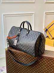 Bagsaaa Louis Vuitton Keepall Monogram Taurillon Black - 50 × 29 × 22cm - 3