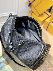 	 Bagsaaa Louis Vuitton Keepall Monogram Black - 50 x 29 x 23 cm - 2