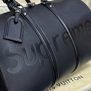 	 Bagsaaa Louis Vuitton x Supreme Keepall Bandouliere Black - 45*20*26cm - 5