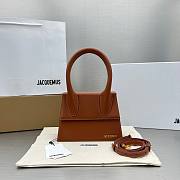 	 Bagsaaa Jacquemus Le Grand Chiquito Brown Leather - 22x18cm - 1