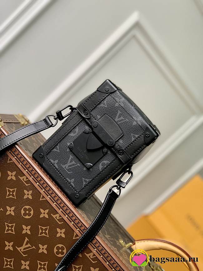 Bagsaaa Louis Vuitton Vertical Trunk Wearable Wallet - 10.7x17.5x6.8cm - 1