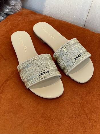 Bagsaaa Dior Dway Slide With Gold Thread And Rhinestones