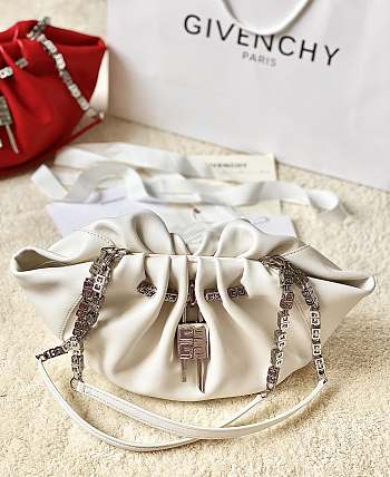 	 Bagsaaa Givenchy Kenny White Bag - 32x22x17cm