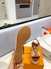 Bagsaaa Louis Vuitton Wedge Sandal LV Logo Brown  - 5