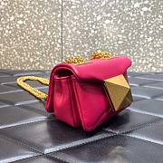 	 Bagsaaa Valentino Garavani Micro One Stud Nappa Pink Bag - 11x8x5cm - 3