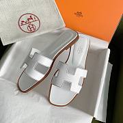 Bagsaaa Hermes Oran Sandal White - 2
