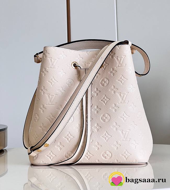 Bagsaaa Louis Vuitton Neonoe Creme Beige - 26 x 26 x 17.5 cm - 1