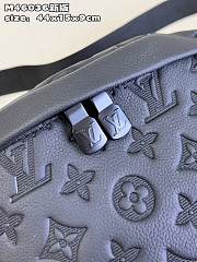 Bagsaaa Louis Vuitton Discovery PM sling bag - 44 x 15 x 9 cm - 4