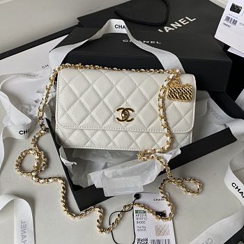 	 Bagsaaa Chanel WOC White Caviar Leather - 19cm