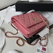 	 Bagsaaa Chanel WOC Pink CC Logo Caviar Leather - 19cm - 5
