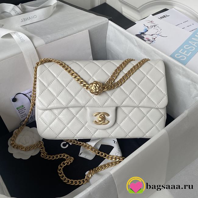 Bagsaaa Chanel Flap Bag Flower Chain White Bag - 14.5X23.5X7cm - 1