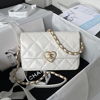 Bagsaaa Chanel Small Flap Bag Lambskin White - 21X14X7cm