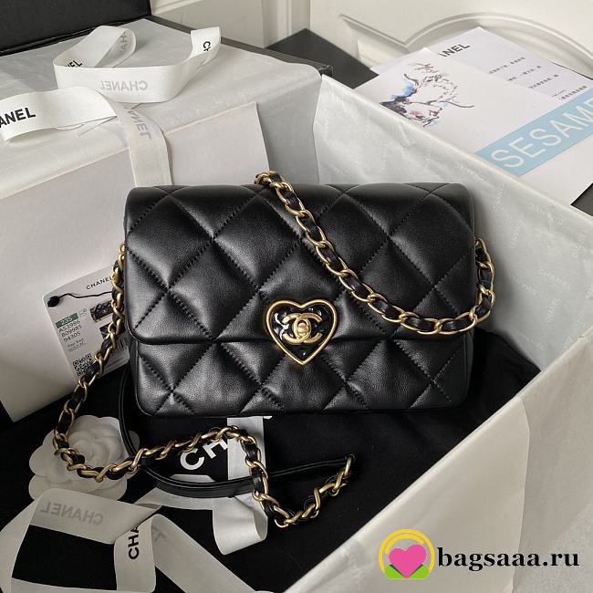 	 Bagsaaa Chanel Small Flap Bag Lambskin Black - 21X14X7cm - 1