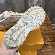 	 Bagsaaa Louis Vuitton Runner Tatic Sneaker Beige - 4