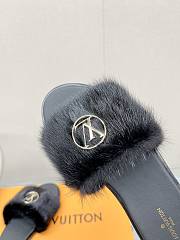 Bagsaaa Louis Vuitton Fur Black Slides - 4
