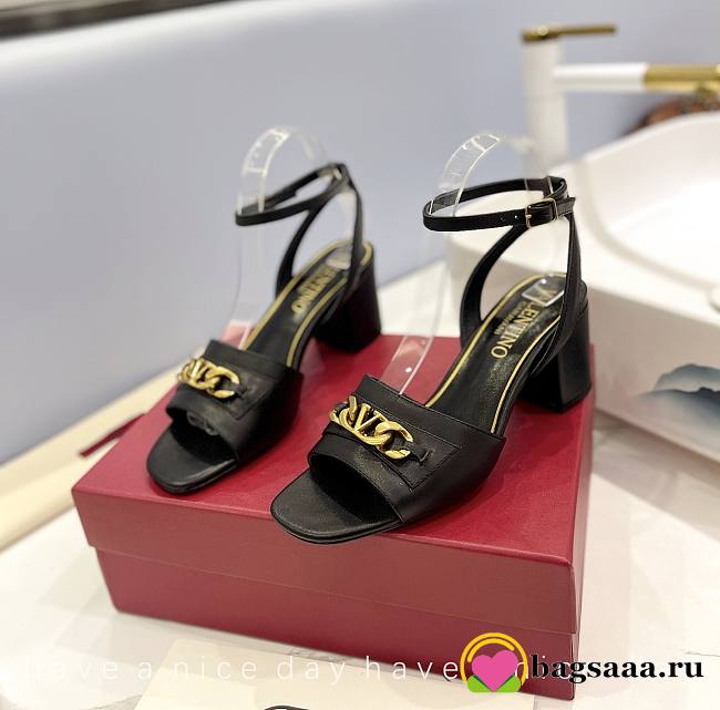 Bagsaaa Valentino Black Sandals - 1