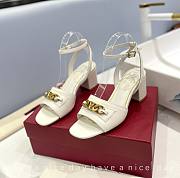 	 Bagsaaa Valentino White Sandals - 1