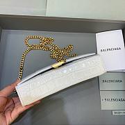 Bagsaaa Balenciaga Hourglass Wallet On Chain White Bag - 19cm - 4