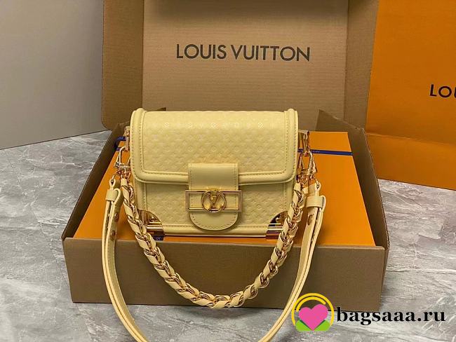 	 Bagsaaa Louis Vuitton Dauphine MM Yellow Calfskin - 17 x 25 x 10.5 cm - 1