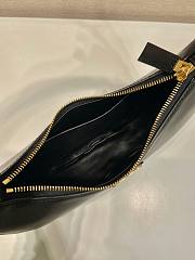 	 Bagsaaa Prada Black Leather shoulder bag - 22.5*18.5*6.5cm - 2