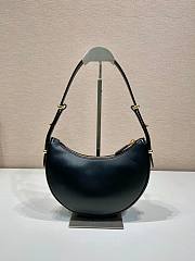 	 Bagsaaa Prada Black Leather shoulder bag - 22.5*18.5*6.5cm - 5