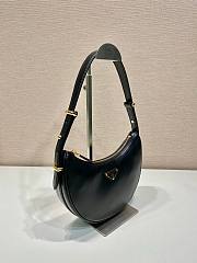 	 Bagsaaa Prada Black Leather shoulder bag - 22.5*18.5*6.5cm - 6