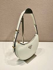 	 Bagsaaa Prada White Leather shoulder bag - 22.5*18.5*6.5cm - 5