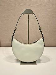 	 Bagsaaa Prada White Leather shoulder bag - 22.5*18.5*6.5cm - 4