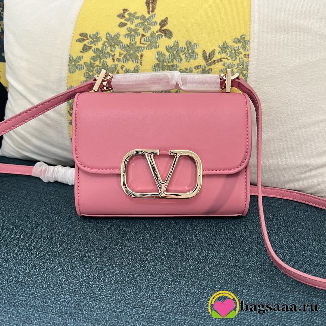 	 Bagsaaa Valentino Garavani small VLogo Type shoulder light pink bag - 18x13x5cm - 1